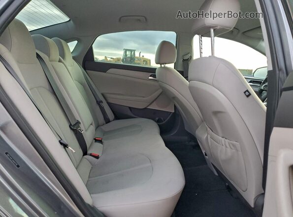 5NPE24AF2JH644792 2018 HYUNDAI SONATA Gray Widok tylnych siedzeń