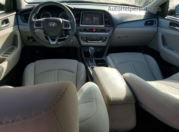 5NPE24AF2KH803151 2019 HYUNDAI SONATA Silver 