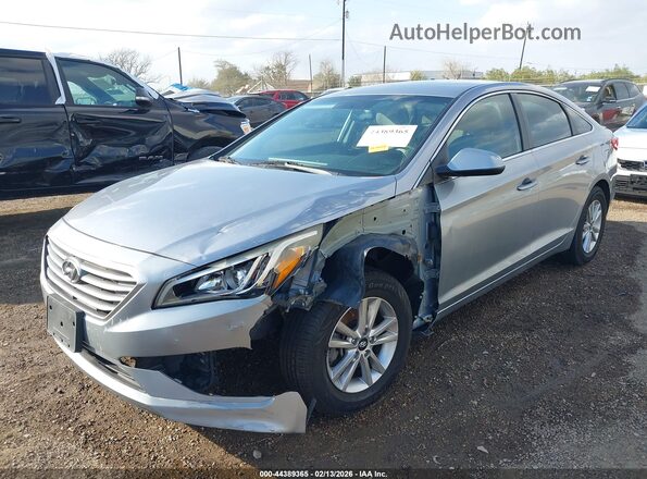 5NPE24AF3GH350262 2016 HYUNDAI SONATA Silver Widok z przodu