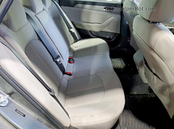 5NPE24AF4KH806925 2019 HYUNDAI SONATA Gray Vista de los asientos traseros