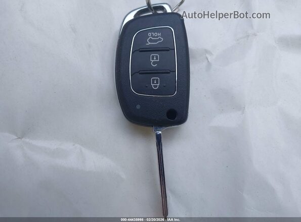5NPE24AF6GH337313 2016 HYUNDAI SONATA Red Vista del salpicadero