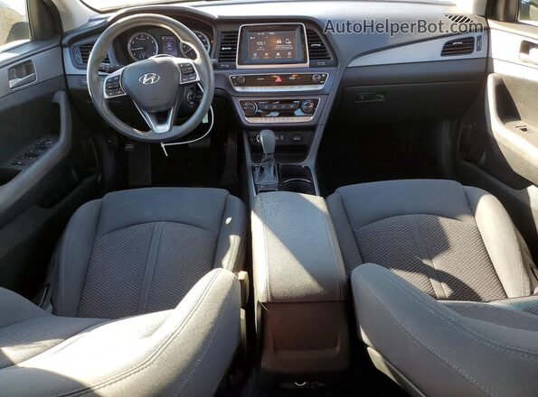 5NPE24AF6KH760904 2019 HYUNDAI SONATA Black Dashboard view