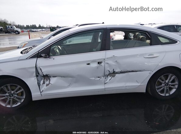 5NPE24AF7GH340138 2016 HYUNDAI SONATA White Widok z przodu