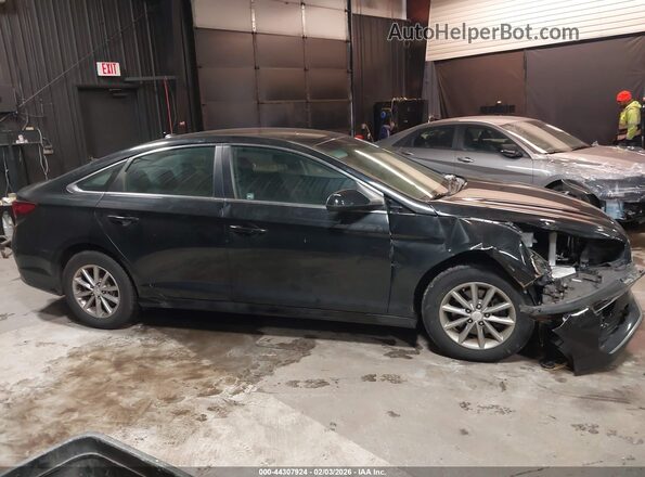 5NPE24AF7KH737616 2019 HYUNDAI SONATA Black Вид задньої частини салону
