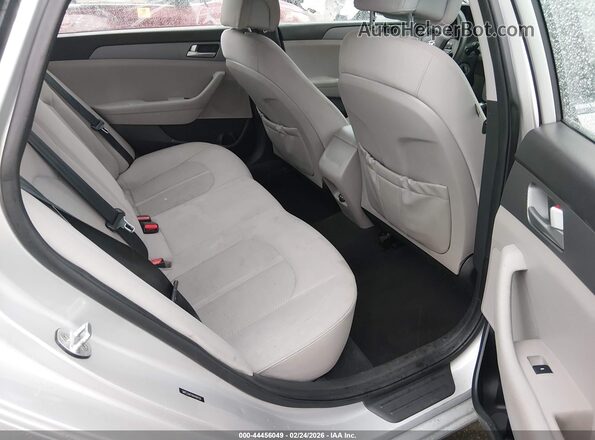5NPE24AFXHH489158 2017 HYUNDAI SONATA Silver VIN კოდის სტიკერის ხედი