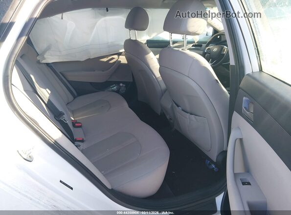 5NPE24AFXJH684389 2018 HYUNDAI SONATA White Вид наклейки з VIN-кодом