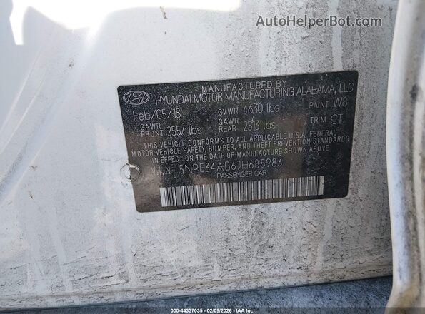 5NPE34AB6JH688983 2018 HYUNDAI SONATA White Вид наклейки з VIN-кодом