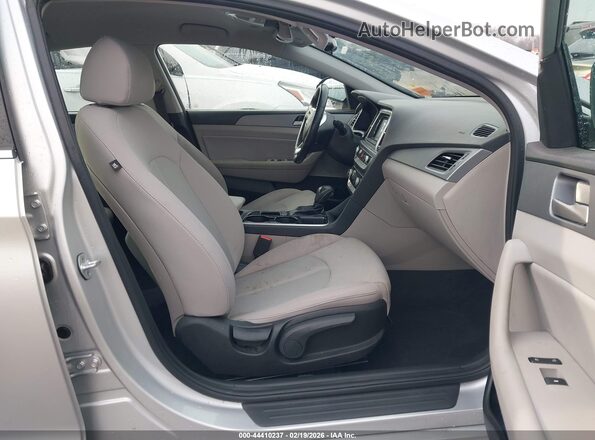 5NPE34AF2JH632106 2018 HYUNDAI SONATA Silver 