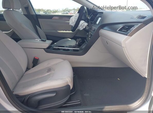 5NPE34AF5GH370851 2016 HYUNDAI SONATA Silver Vista interior delantera