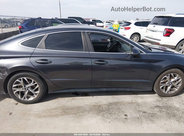 5NPEL4JA9LH022744 2020 HYUNDAI SONATA Gray Rear interior view