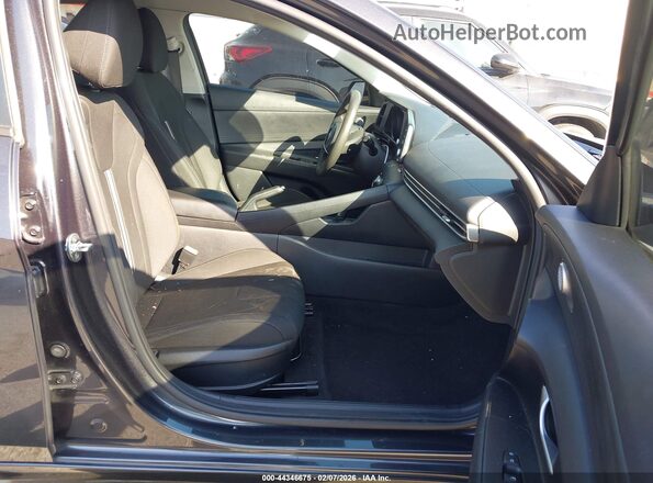 5NPLM4AG0MH017619 2021 HYUNDAI ELANTRA Gray Вид салону спереду