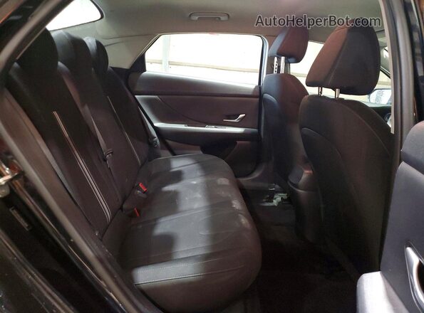 5NPLM4AG1NH063848 2022 HYUNDAI ELANTRA Black Вид задніх сидінь