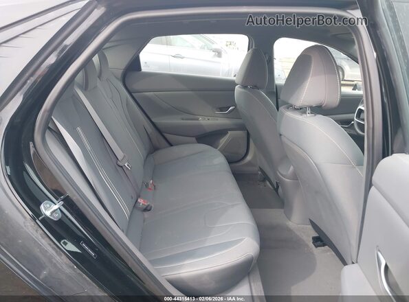 5NPLM4AG3NH061308 2022 HYUNDAI ELANTRA Black Widok naklejki z numerem VIN