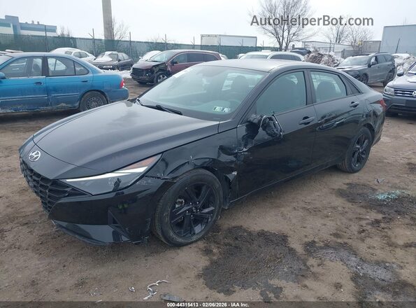 5NPLM4AG3NH061308 2022 HYUNDAI ELANTRA Black Przód lewy