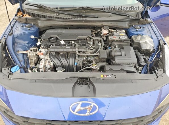 5NPLS4AG8NH086095 2022 HYUNDAI ELANTRA Blue Սալոնի հետևի տեսք