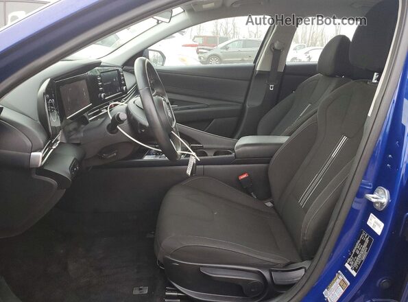 5NPLS4AG8NH086095 2022 HYUNDAI ELANTRA Blue Սալոնի դիմացի տեսք