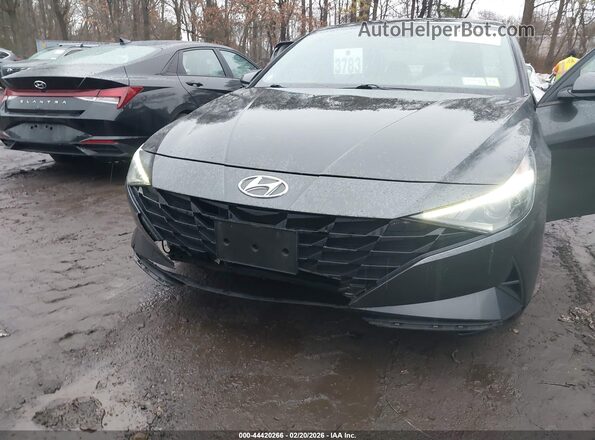 5NPLS4AG9NH071976 2022 HYUNDAI ELANTRA Gray წინა ხედი