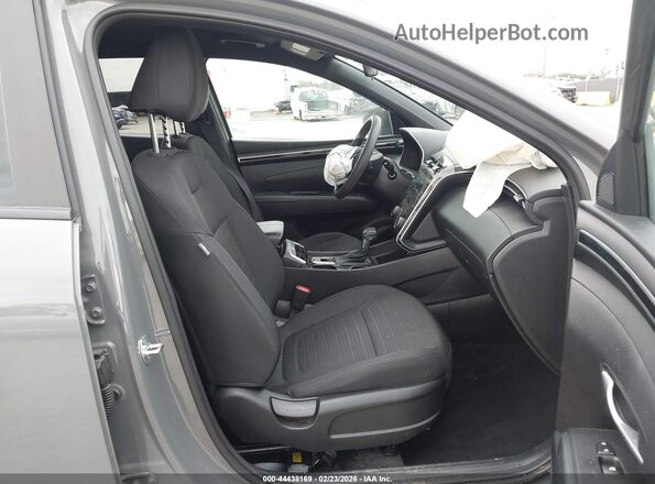 5NTJBDAEXNH027055 2022 HYUNDAI SANTA CRUZ Gray Widok wnętrza z przodu