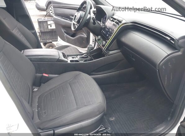 5NTJBDAEXNH027251 2022 HYUNDAI SANTA CRUZ White Widok wnętrza z przodu
