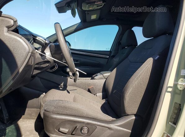 5NTJCDAE5PH062053 2023 HYUNDAI SANTA Green Front interior view