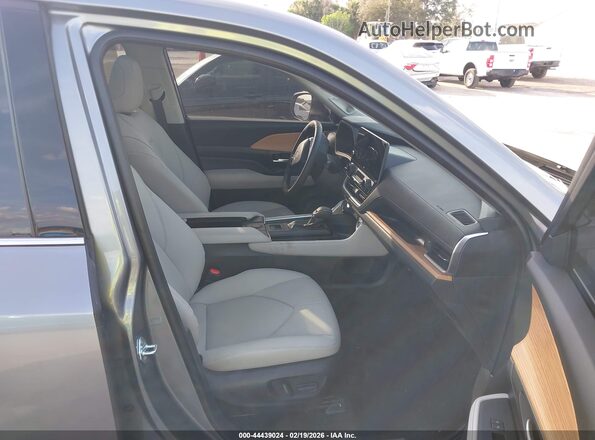 5TDAAAA56TS038478 2026 TOYOTA LIMITED Gray წინა სალონის ხედი