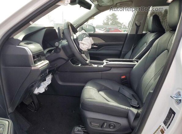 5TDAAAB53SS082189 2025 TOYOTA GRAND Белый Вид салона спереди