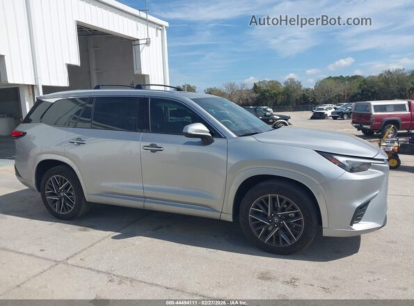 5TDAAAB64RS003292 2024 LEXUS TX 350 Серебряный Вид задней части салона