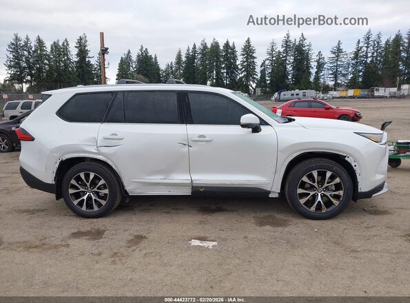 5TDADAB58SS014008 2025 TOYOTA LIMITED White Սալոնի հետևի տեսք