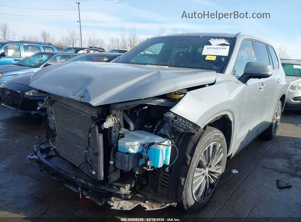 5TDADAB58SS020326 2025 TOYOTA HIGHLANDER HYBRID Gray Vista tres cuartos delantera izquierda