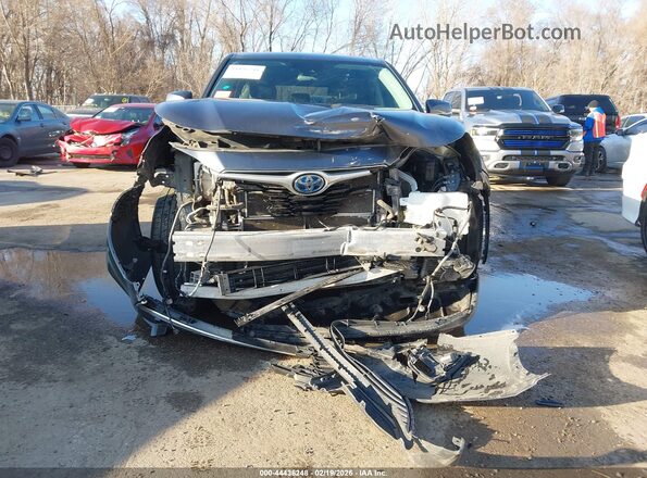 5TDBBRCH1MS536712 2021 TOYOTA LE Серый Вид спереди