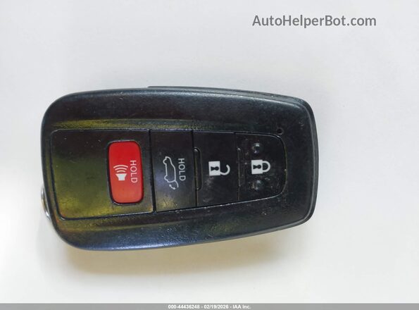5TDBBRCH1MS536712 2021 TOYOTA LE Серый Вид панели приборов
