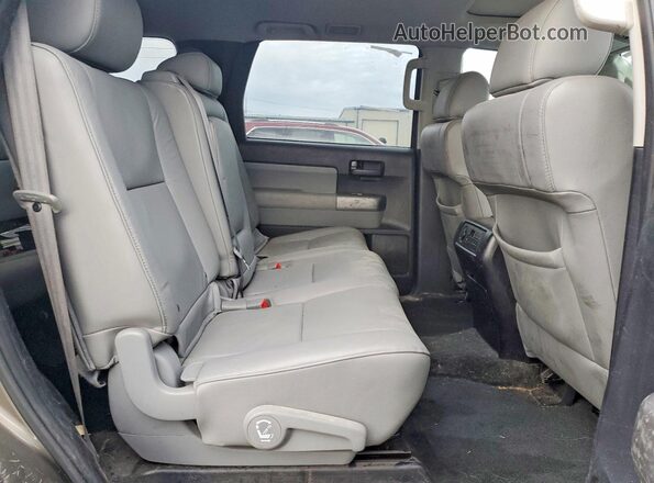 5TDBW5G1XGS146352 2016 TOYOTA SEQUOIA Серый Вид задней части салона