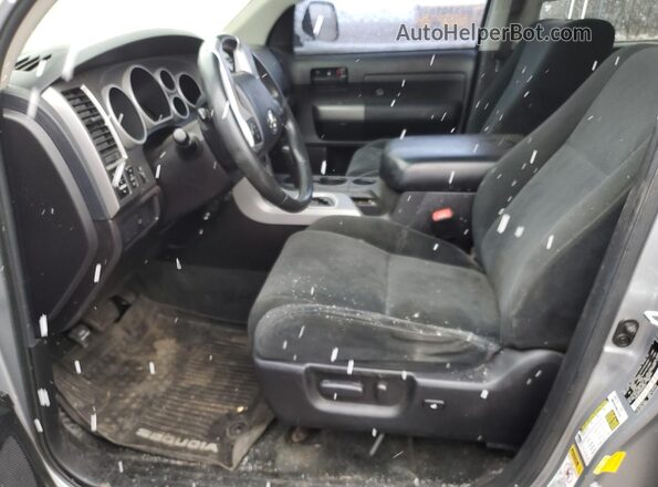 5TDBY5G11GS136528 2016 TOYOTA SEQUOIA Черный Вид салона спереди
