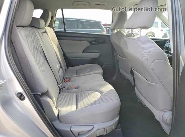 5TDBZRBH9LS514579 2020 TOYOTA HIGHLANDER Silver Vista interior trasera