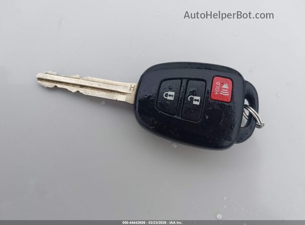 5TDBZRFH5KS921128 2019 TOYOTA LE Red 