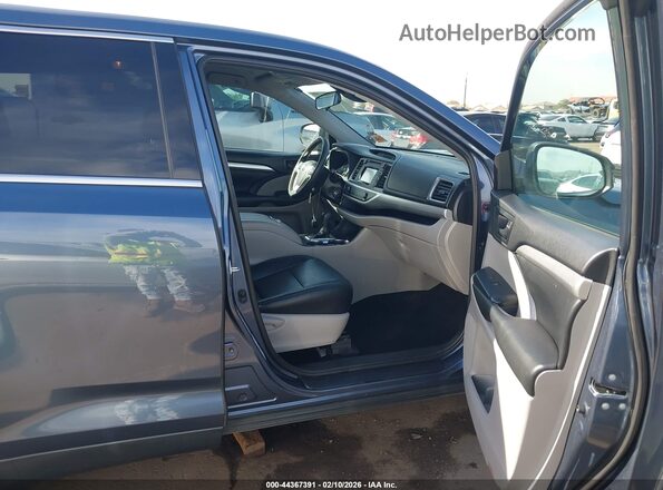 5TDBZRFH9KS972471 2019 TOYOTA LE Blue წინა სალონის ხედი