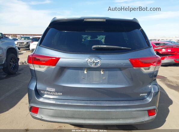 5TDBZRFH9KS972471 2019 TOYOTA LE Blue 