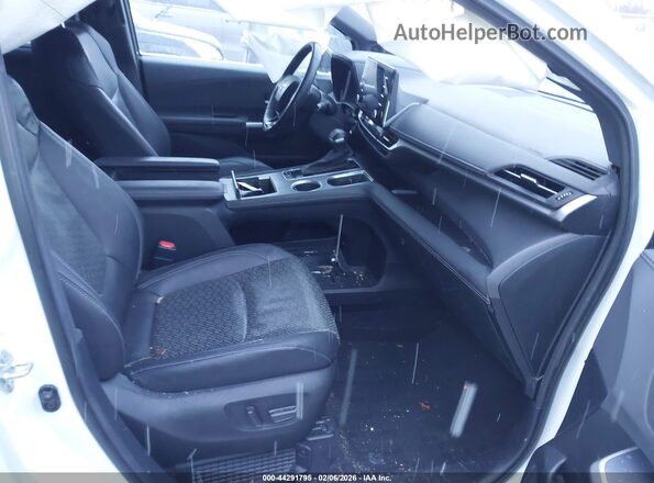 5TDCRKEC2PS155593 2023 TOYOTA SIENNA Белый Вид салона спереди