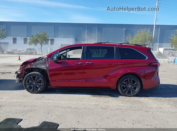5TDDRKEC6NS077062 2022 TOYOTA SIENNA Red 