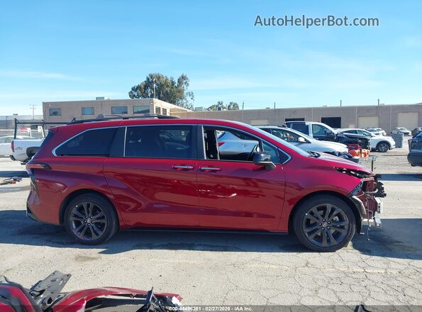 5TDDRKEC6NS077062 2022 TOYOTA SIENNA Red სალონის 360-გრადუსიანი ხედი