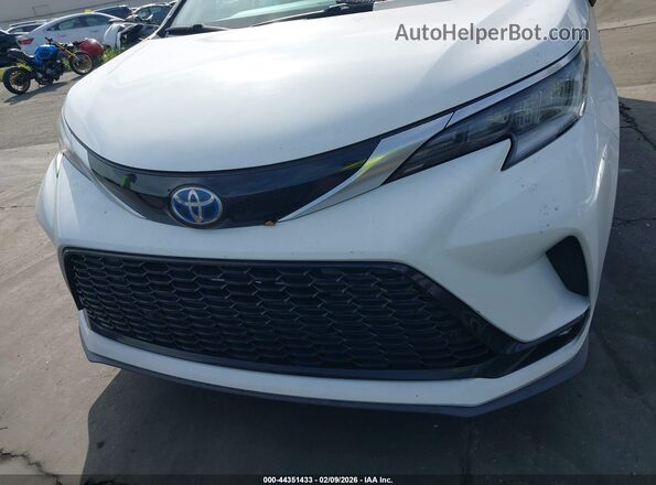 5TDDRKEC7MS005513 2021 TOYOTA SIENNA White Вид задньої частини салону
