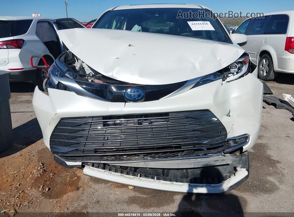 5TDESKFC5MS028618 2021 TOYOTA SIENNA White Առջևի վահանակի տեսք