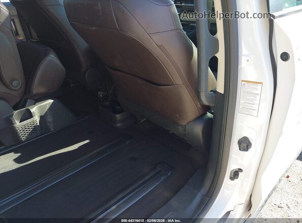 5TDESKFC5MS028618 2021 TOYOTA SIENNA White VIN կոդի պիտակի տեսք