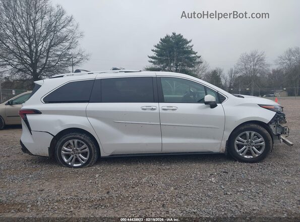 5TDESKFC5RS134591 2024 TOYOTA SIENNA White 