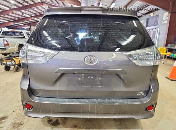 5TDEZ3DC8LS235653 2020 TOYOTA SIENNA Серый 