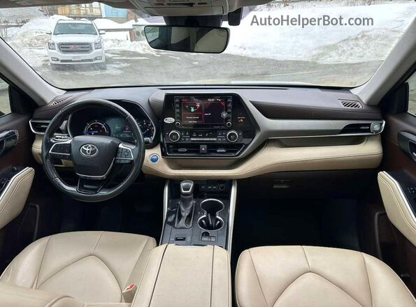 5TDGBRCH7MS527583 2021 TOYOTA LE Черный 