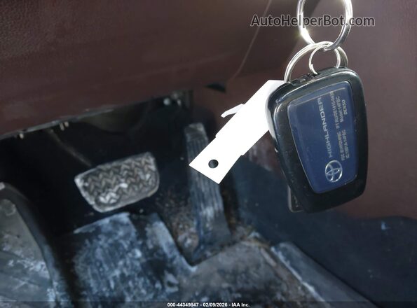 5TDGZRBHXMS119124 2021 TOYOTA LE Gray Vista del salpicadero