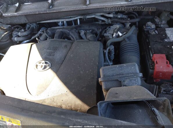 5TDGZRBHXMS119124 2021 TOYOTA LE Gray Vista trasera