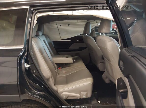 5TDJZRFH1JS828083 2018 TOYOTA LE Black Вид наклейки з VIN-кодом