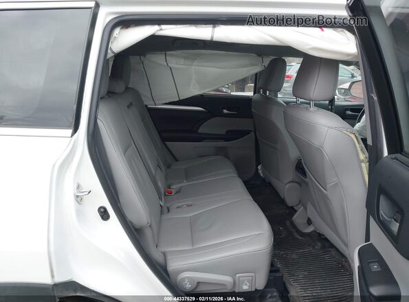 5TDJZRFH1JS838791 2018 TOYOTA LE Белый Вид наклейки с VIN-кодом
